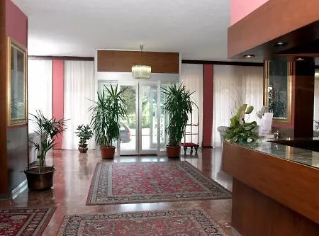 Hotel Excelsior